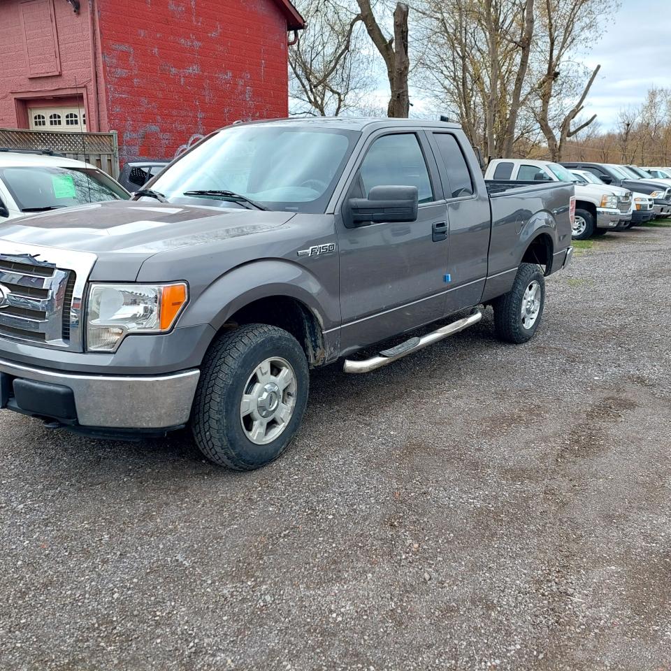 2011 Ford F-150 4WD SUPERCAB 145" XLT