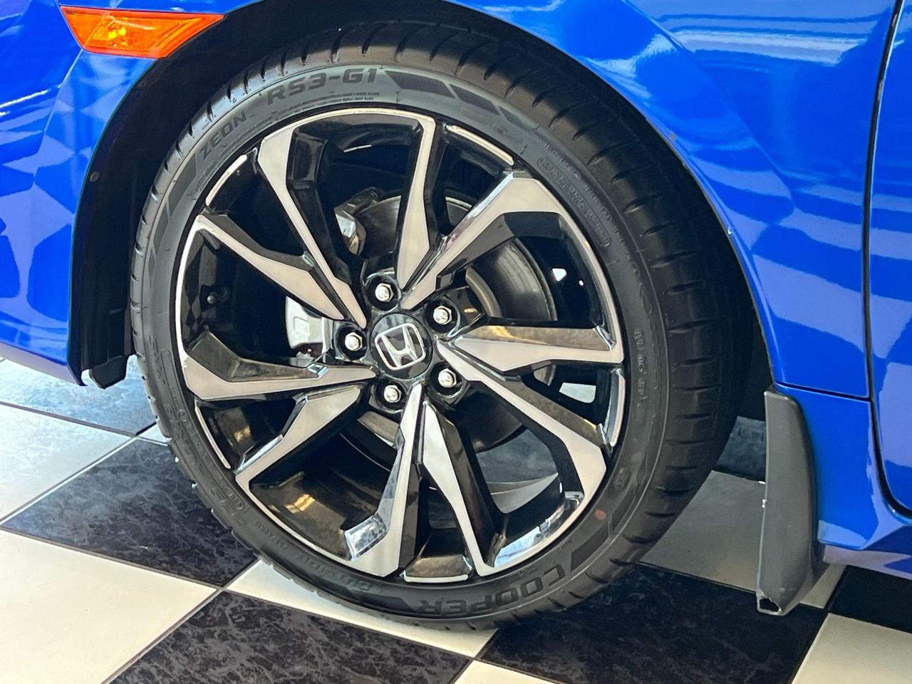 2019 Honda Civic Sport+Roof+ApplePlay+Remote Start+CLEAN CARFAX Photo114