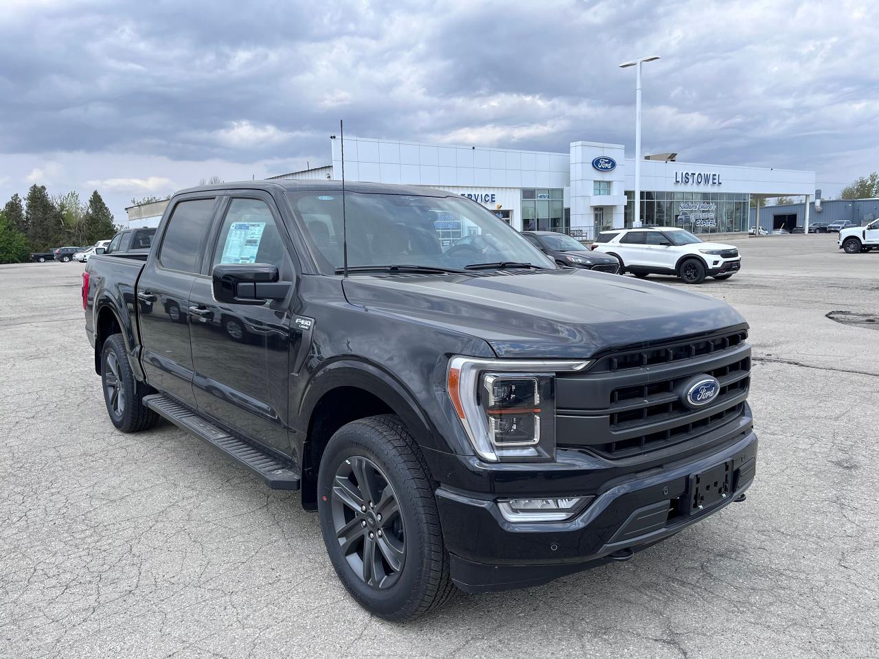 2023 Ford F-150 LARIAT 502A SPORT 4x4 Supercrew 145 Photo1