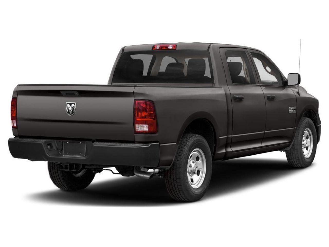 2023 RAM 1500 Classic TRADESMAN Photo2