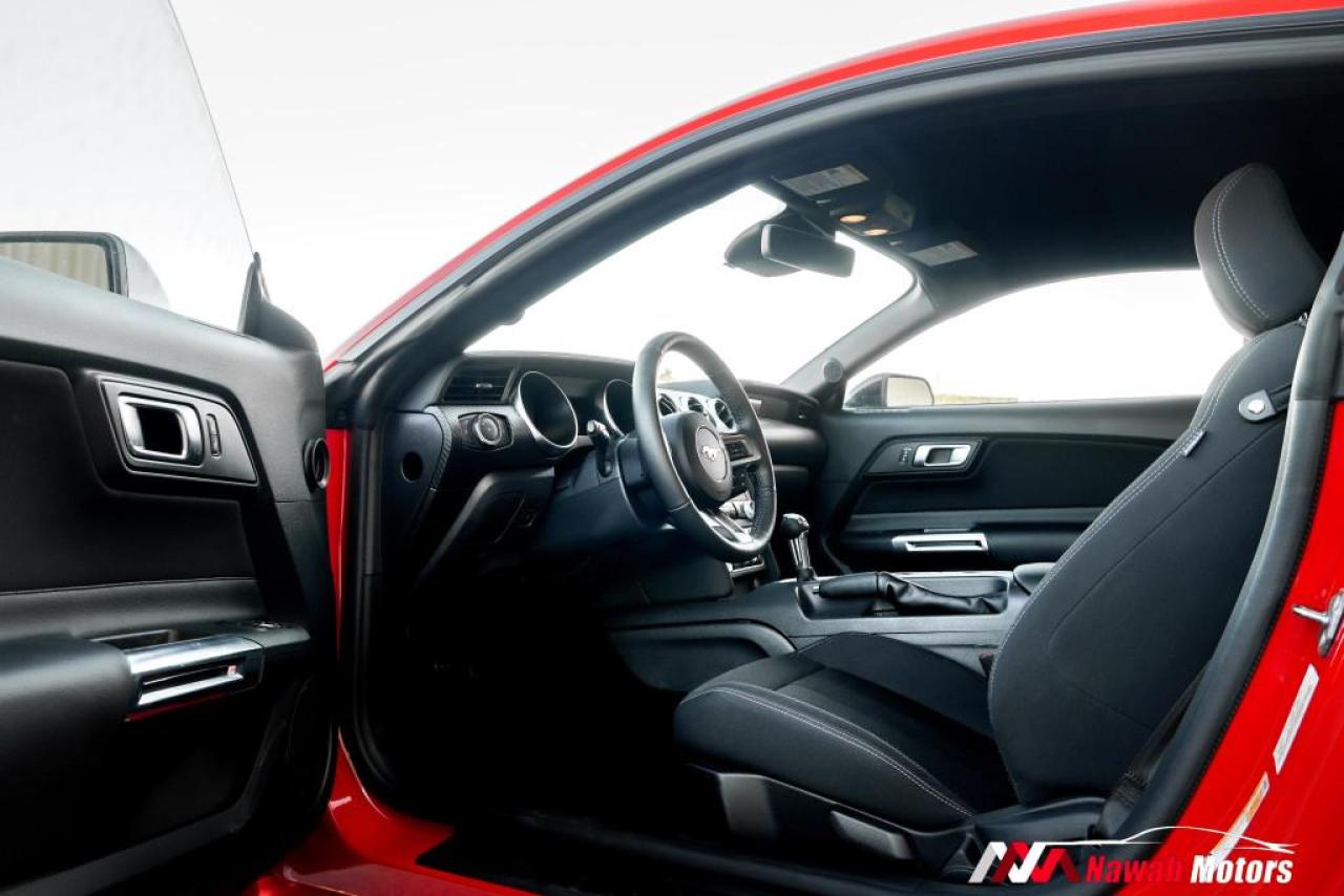 2022 Ford Mustang ECOBOOST FASTBACK|HEATED SEATS|APPLE CARPLAY|ALLOYS| Photo