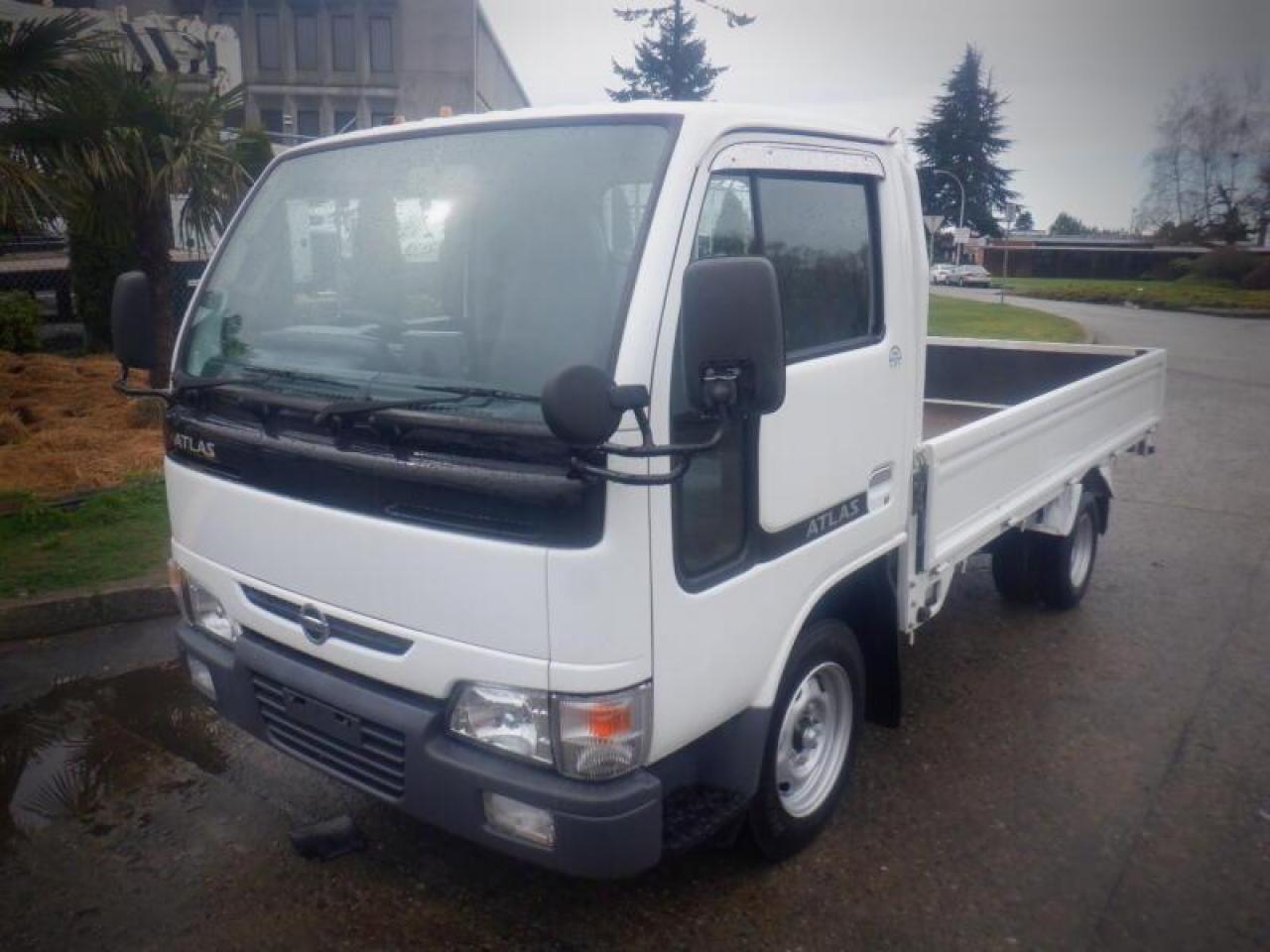 Used 2007 Nissan Atlas 10 Foot Flat Deck Right Hand Drive Dually for sale in Burnaby, BC
