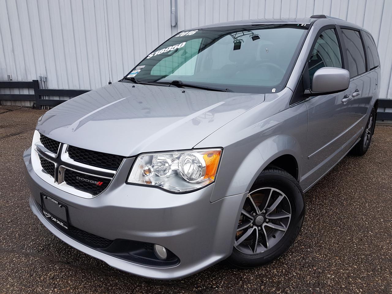 Used 2016 Dodge Grand Caravan SXT Premium Plus *LEATHER* for sale in Kitchener, ON