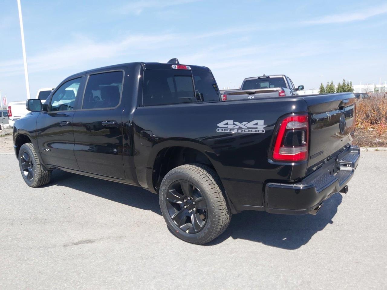 2023 RAM 1500 Big Horn Photo4