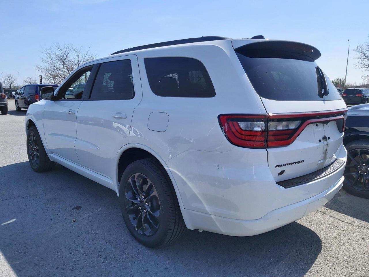 2023 Dodge Durango SXT Photo4