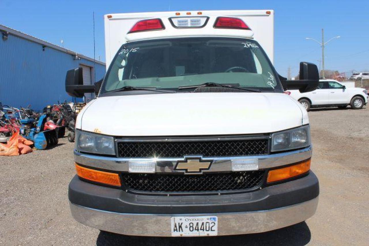 2015 Chevrolet Express  Photo