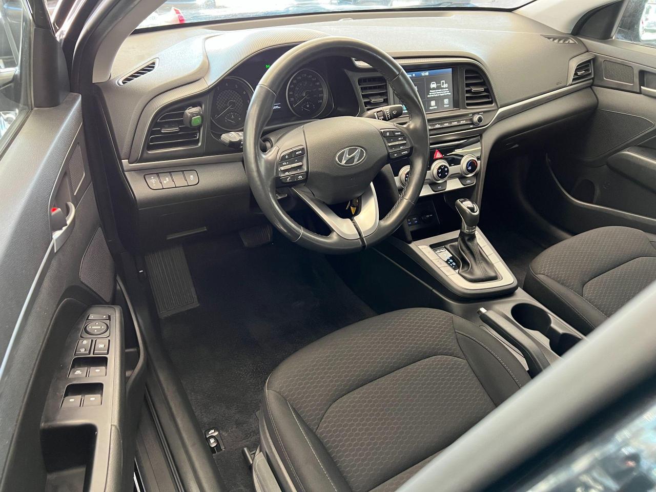 2019 Hyundai Elantra Preferred+ApplePlay+Camera+Blind Spot+CLEAN CARFAX Photo78