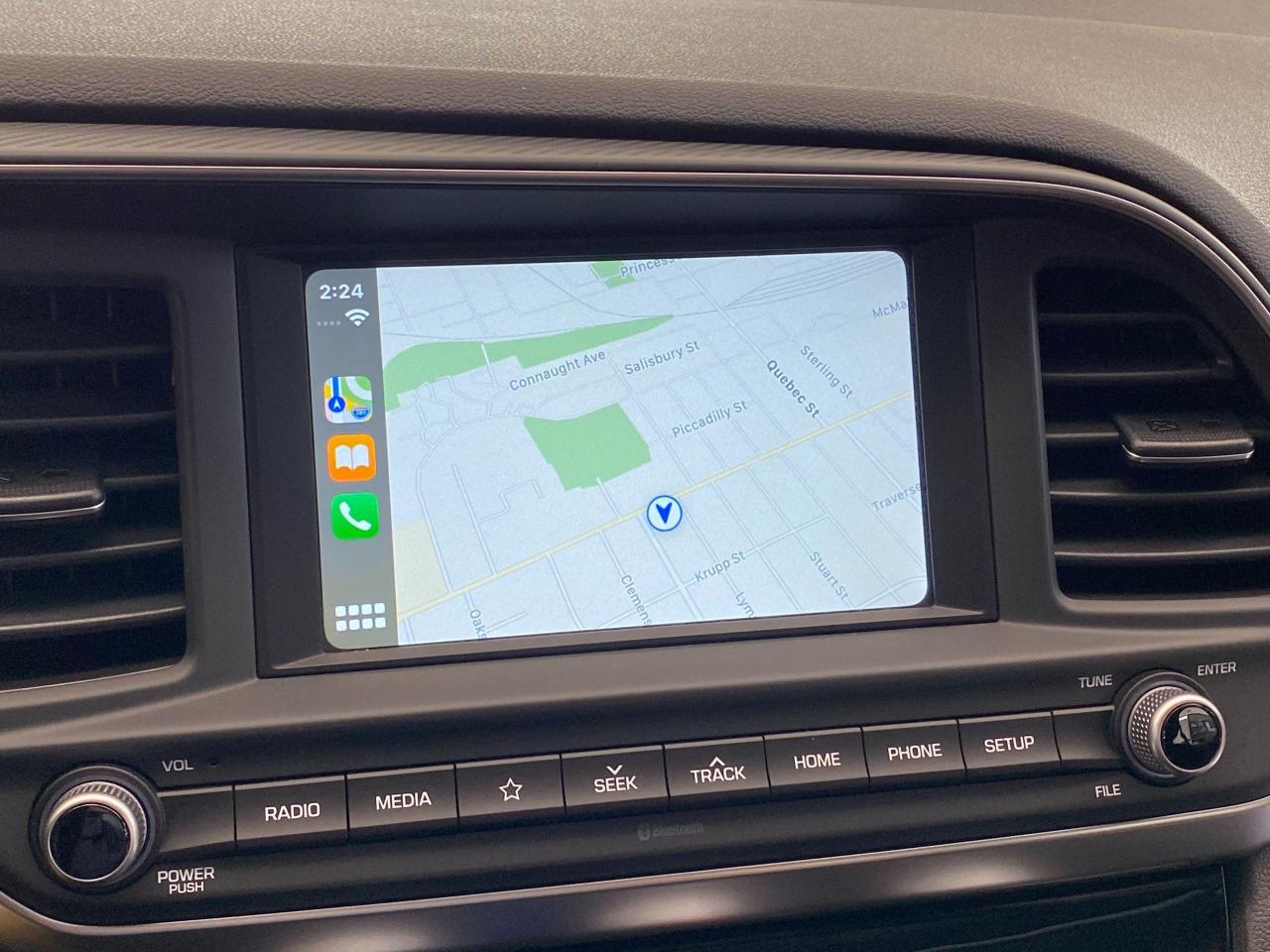 2019 Hyundai Elantra Preferred+ApplePlay+Camera+Blind Spot+CLEAN CARFAX Photo88