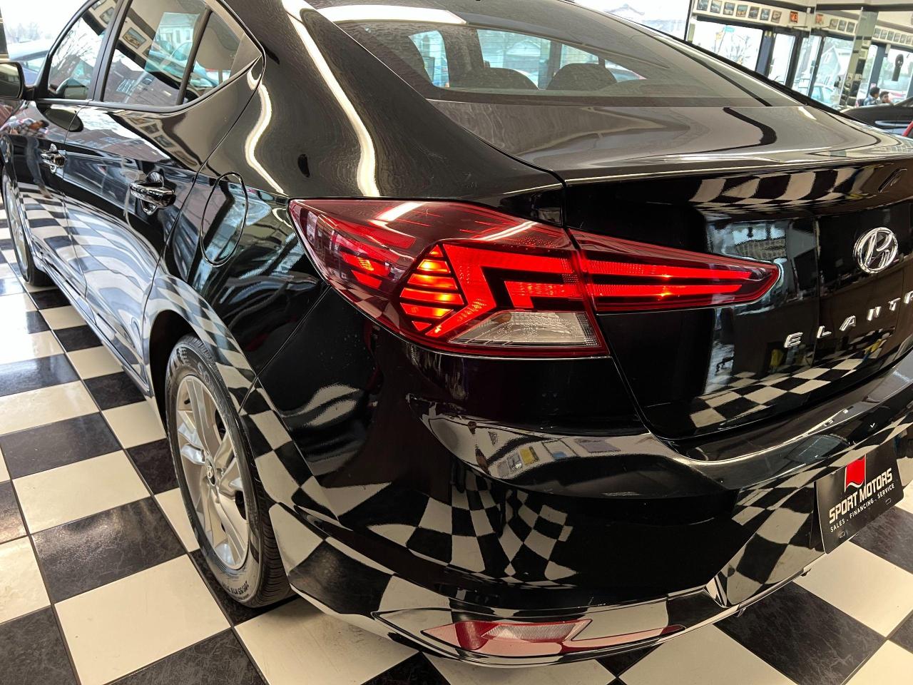 2019 Hyundai Elantra Preferred+ApplePlay+Camera+Blind Spot+CLEAN CARFAX Photo98