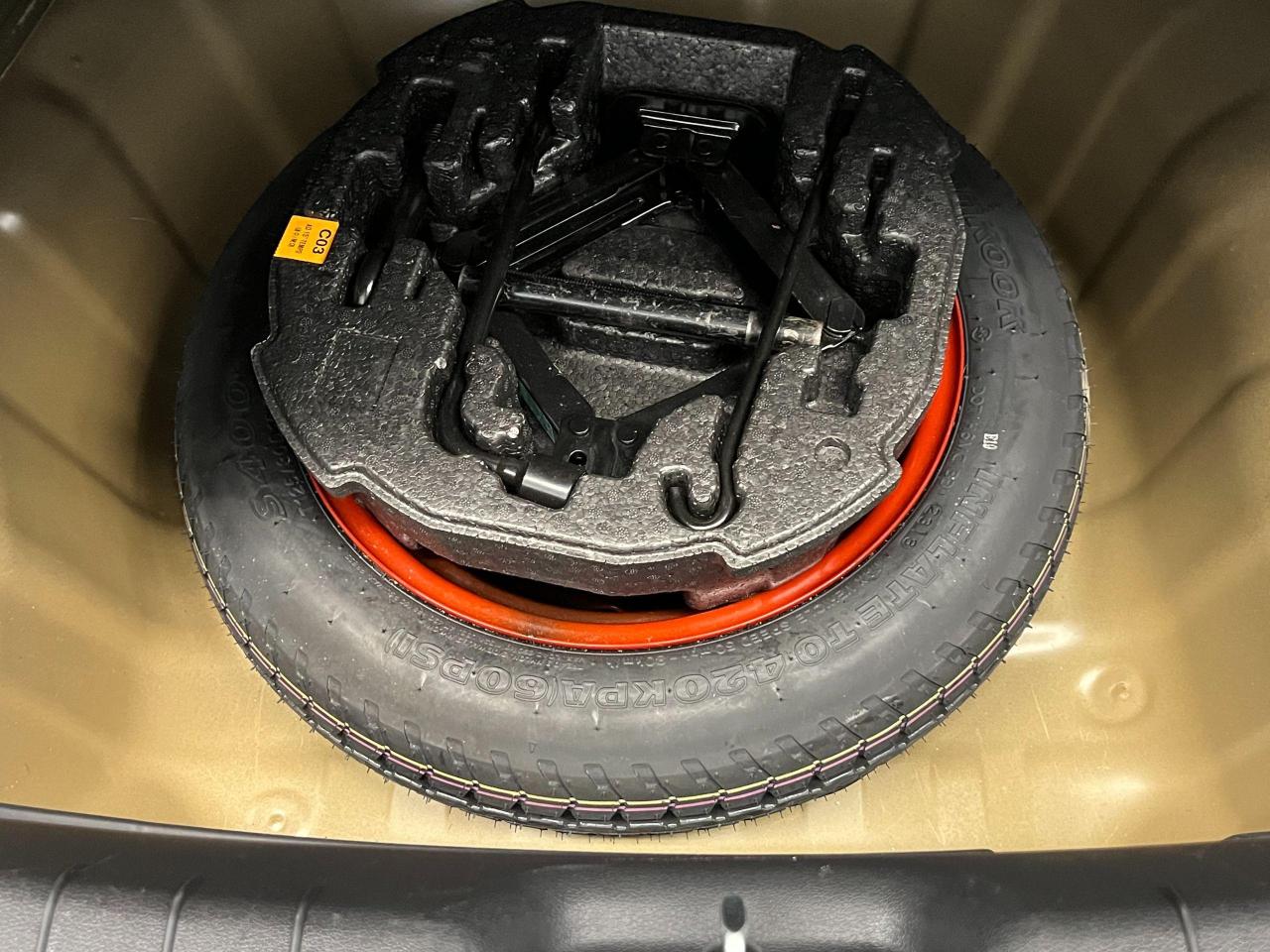 2019 Hyundai Elantra Preferred+ApplePlay+Camera+Blind Spot+CLEAN CARFAX - Photo #56