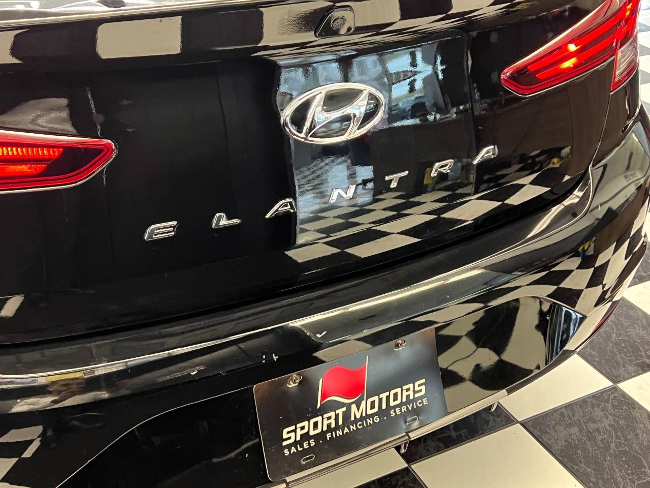2019 Hyundai Elantra Preferred+ApplePlay+Camera+Blind Spot+CLEAN CARFAX Photo124