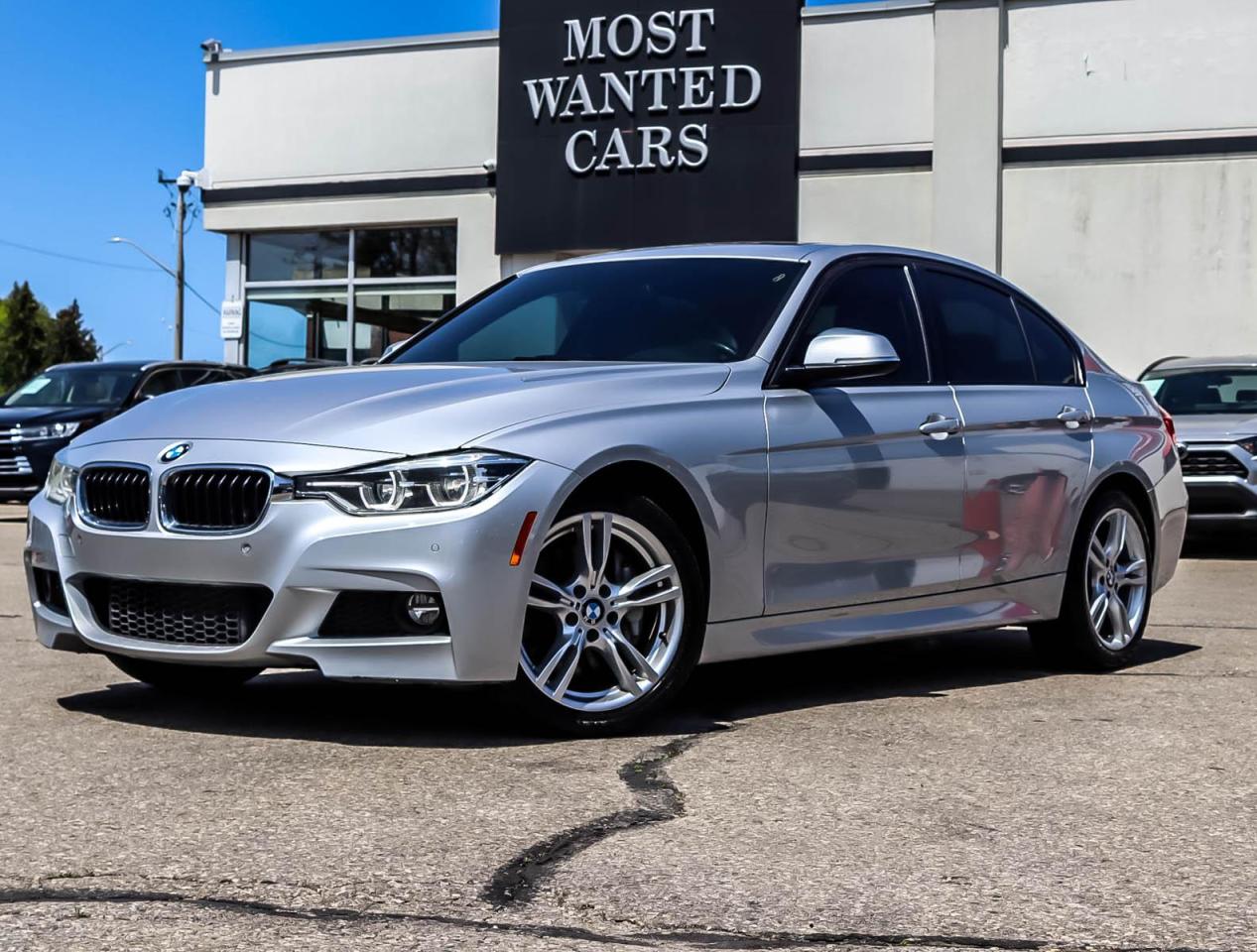 Used 2018 BMW 330i 330i xDrive SULEV Sedan for sale in Kitchener, ON
