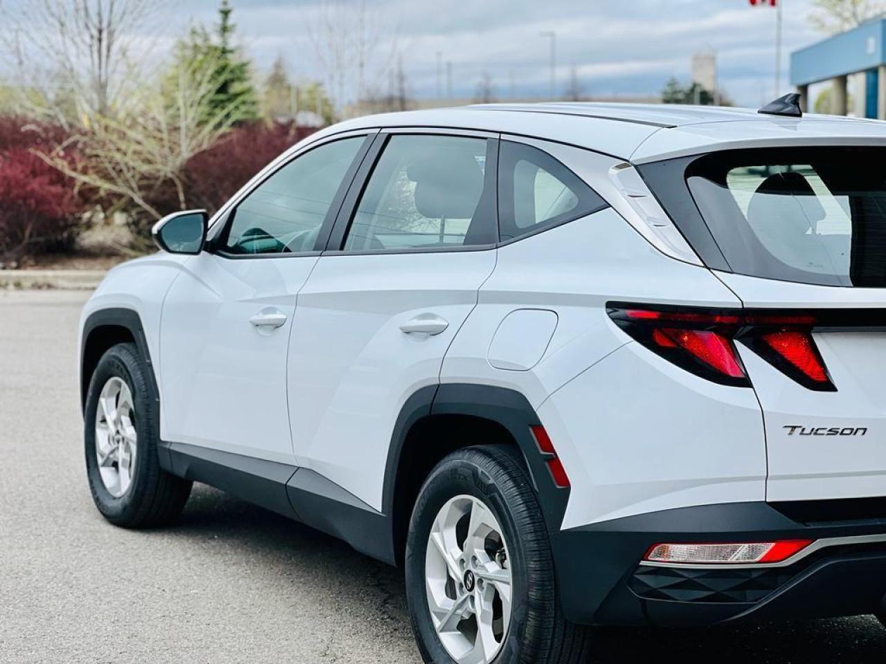 2022 Hyundai Tucson Essential Photo4