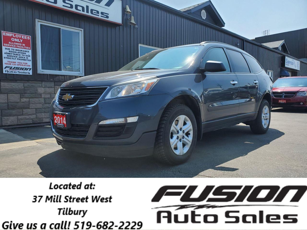 Used 2014 Chevrolet Traverse LS-8 Pass Third Row-Back Up Camera-Bluetooth for sale in Tilbury, ON