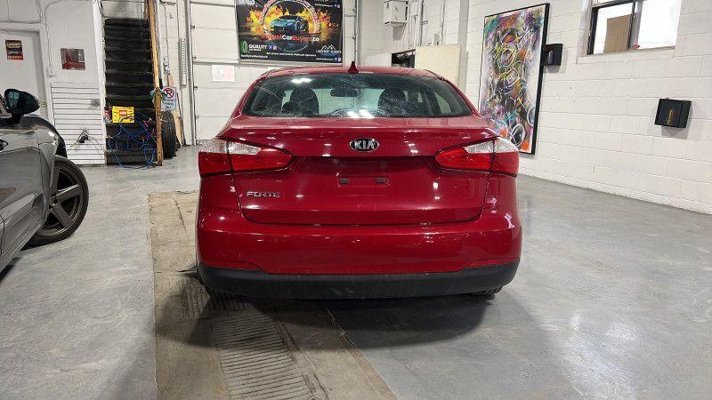 2016 Kia Forte 4dr Sdn Auto LX  Available in Sutton - Photo #9