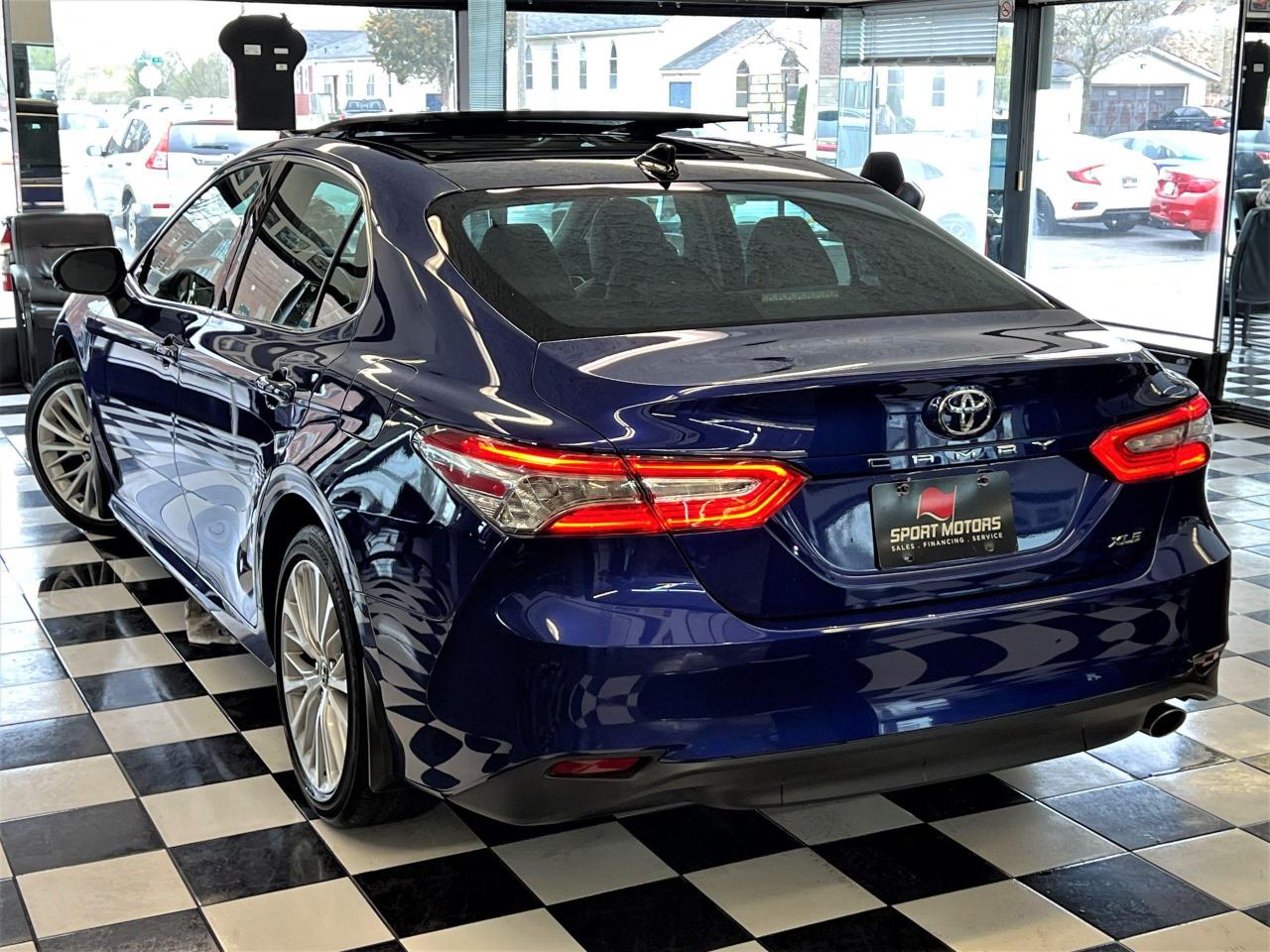 2018 Toyota Camry XLE+Leather+PanoRoof+LEDs+Blind Spot+CLEAN CARFAX Photo87