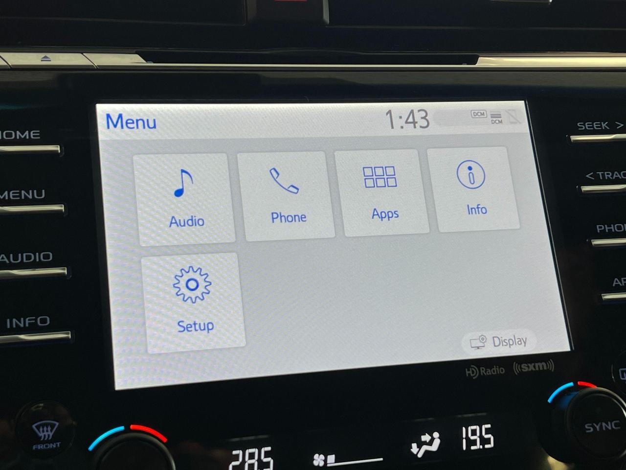 2018 Toyota Camry XLE+Leather+PanoRoof+LEDs+Blind Spot+CLEAN CARFAX - Photo #30