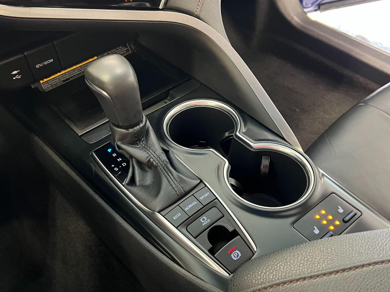 2018 Toyota Camry XLE+Leather+PanoRoof+LEDs+Blind Spot+CLEAN CARFAX - Photo #37