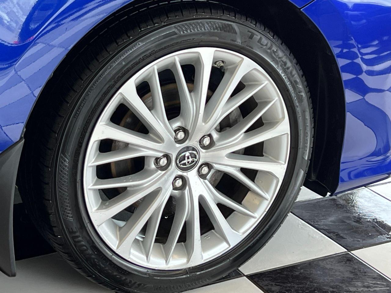 2018 Toyota Camry XLE+Leather+PanoRoof+LEDs+Blind Spot+CLEAN CARFAX - Photo #62