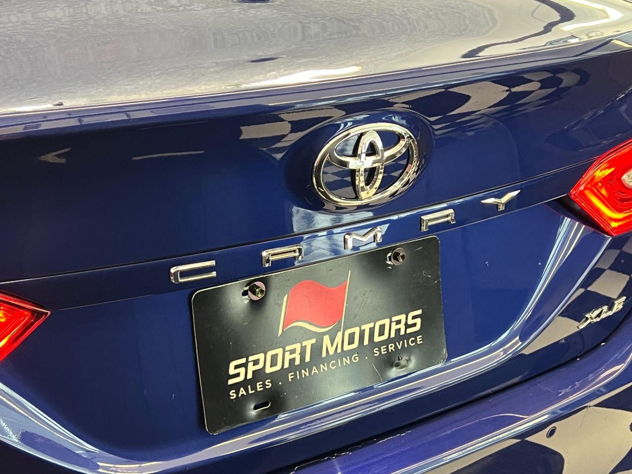 2018 Toyota Camry XLE+Leather+PanoRoof+LEDs+Blind Spot+CLEAN CARFAX - Photo #70