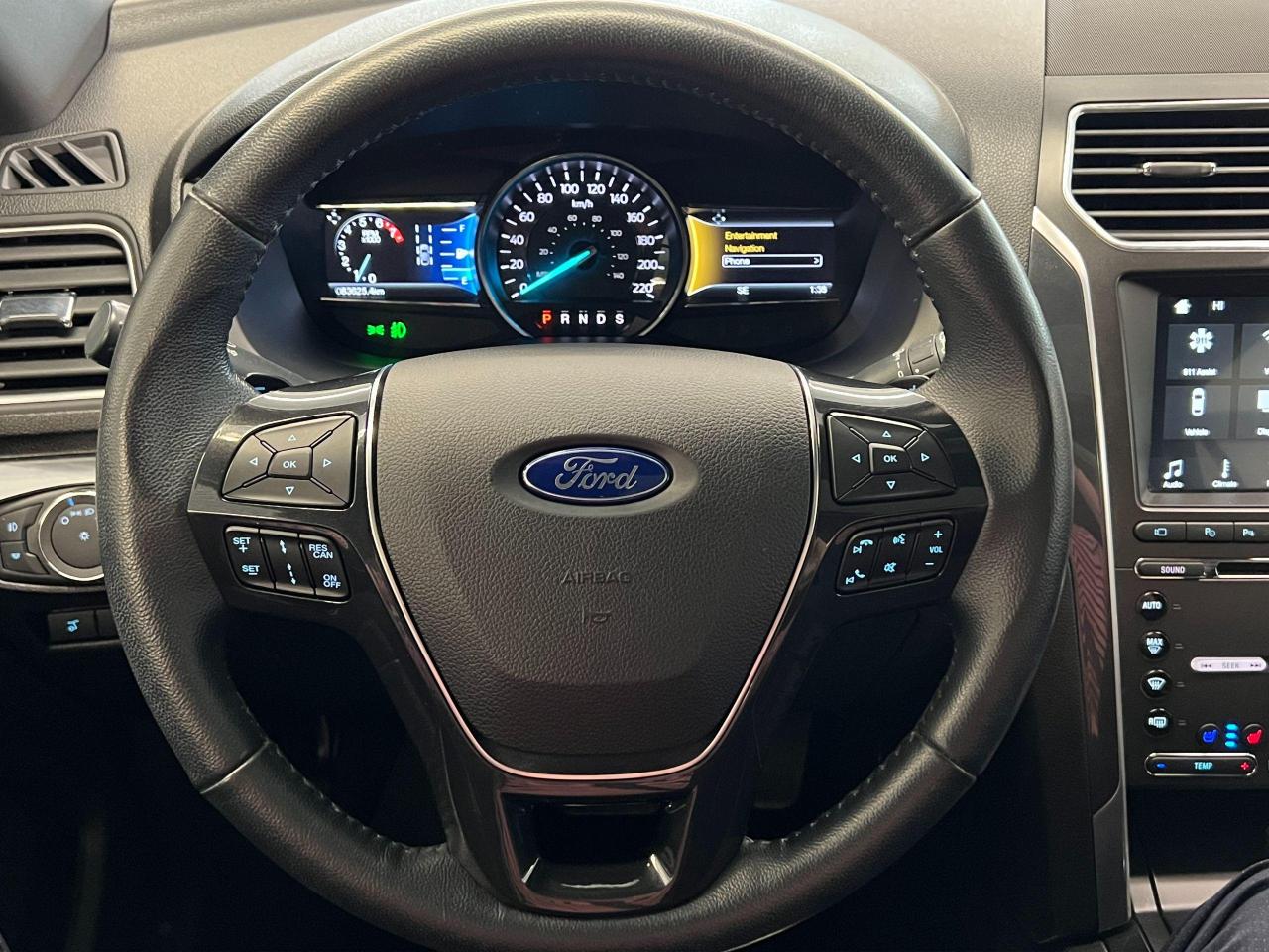 2017 Ford Explorer LIMITED 4WD+7 Pass+Cooled Leather+GPS+CLEAN CARFAX - Photo #9