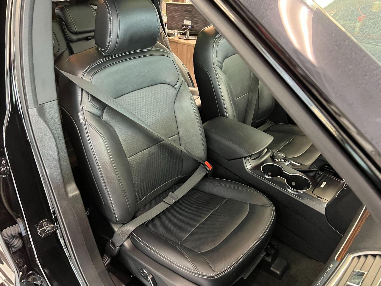 2017 Ford Explorer LIMITED 4WD+7 Pass+Cooled Leather+GPS+CLEAN CARFAX - Photo #28