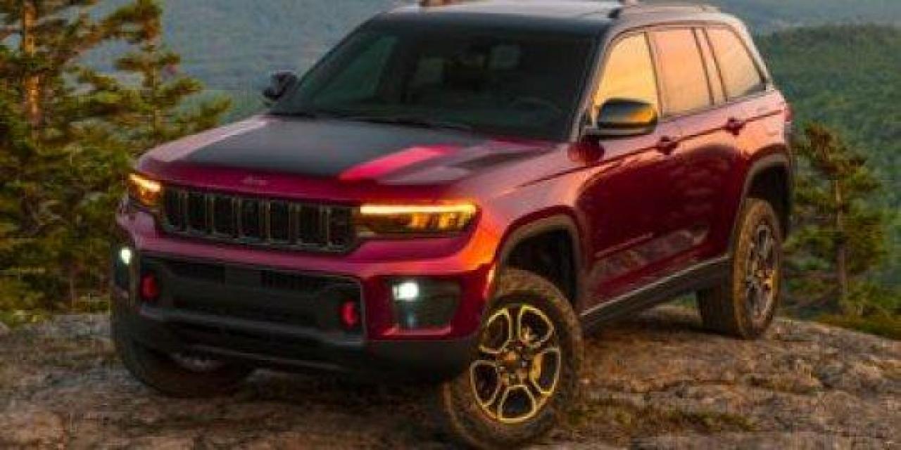 New 2023 Jeep Grand Cherokee Summit Reserve for sale in Regina, SK
