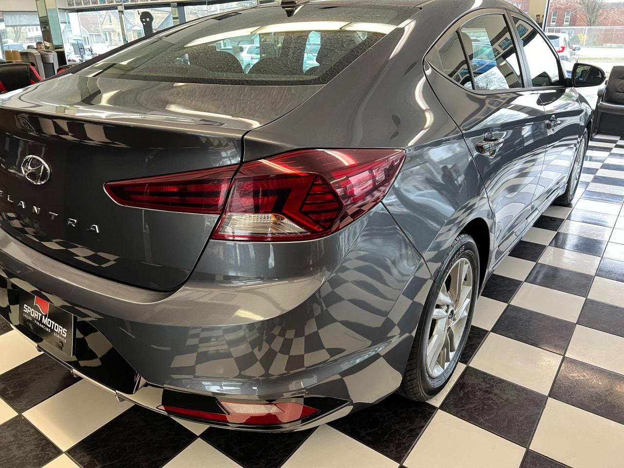 2020 Hyundai Elantra Preferred w/Sun+Safety+New Tires+CLEAN CARFAX Photo112