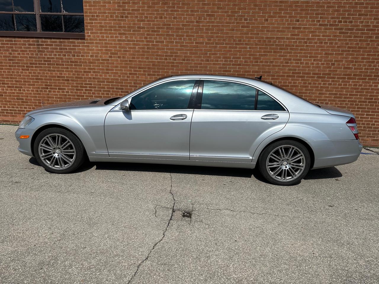 2009 Mercedes-Benz S-Class 4dr Sdn 5.5L V8 4MATIC Photo