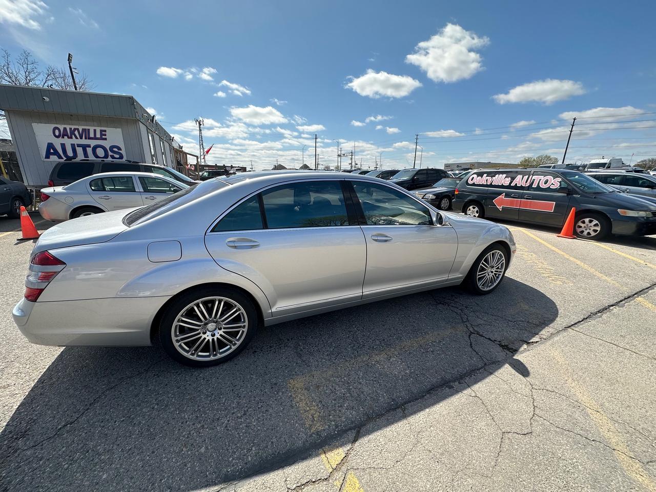 2009 Mercedes-Benz S-Class 4dr Sdn 5.5L V8 4MATIC Photo