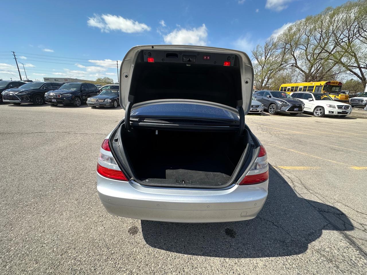2009 Mercedes-Benz S-Class 4dr Sdn 5.5L V8 4MATIC Photo