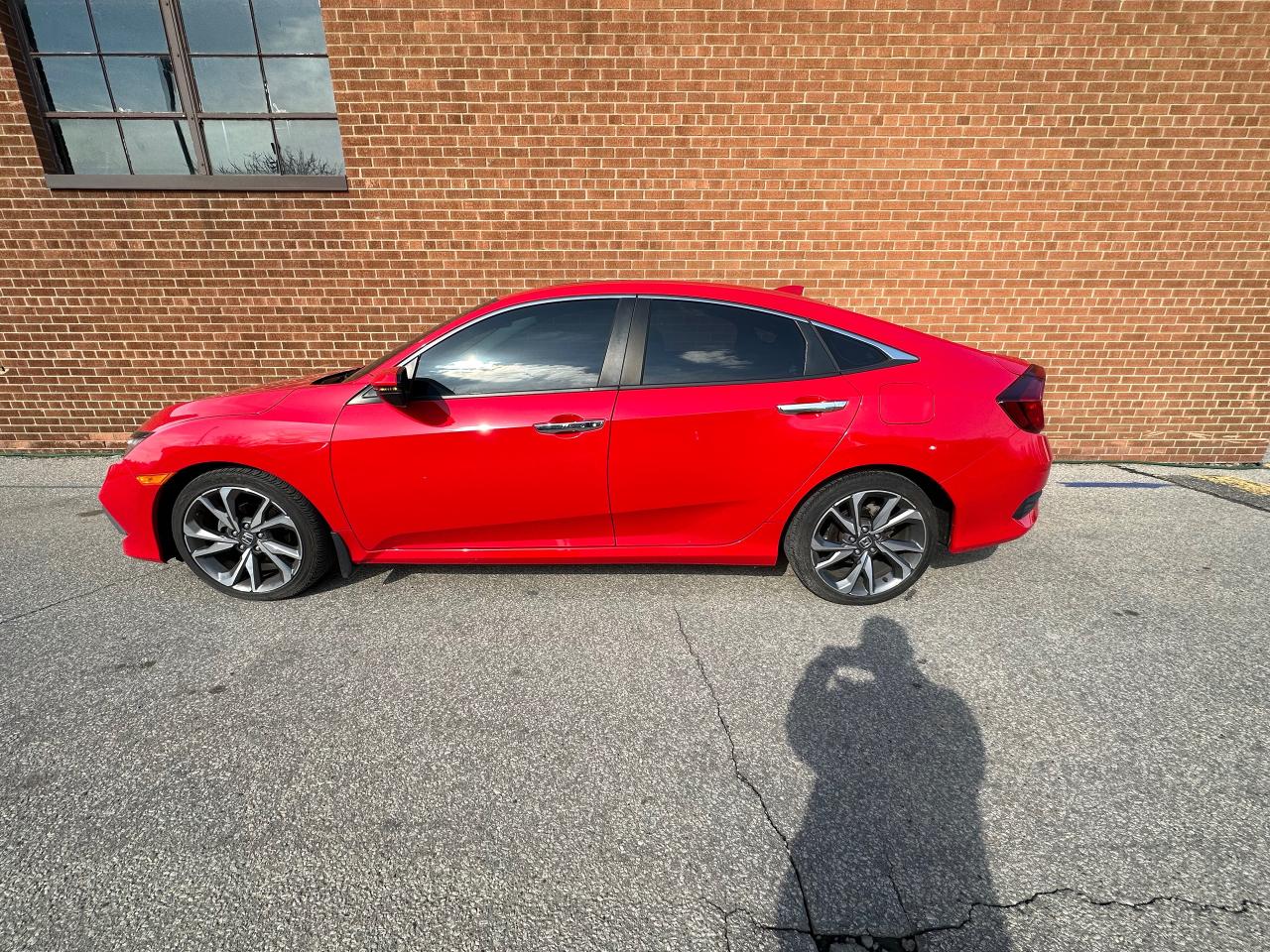 2019 Honda Civic Touring Pkg, 42k Km - Photo #5