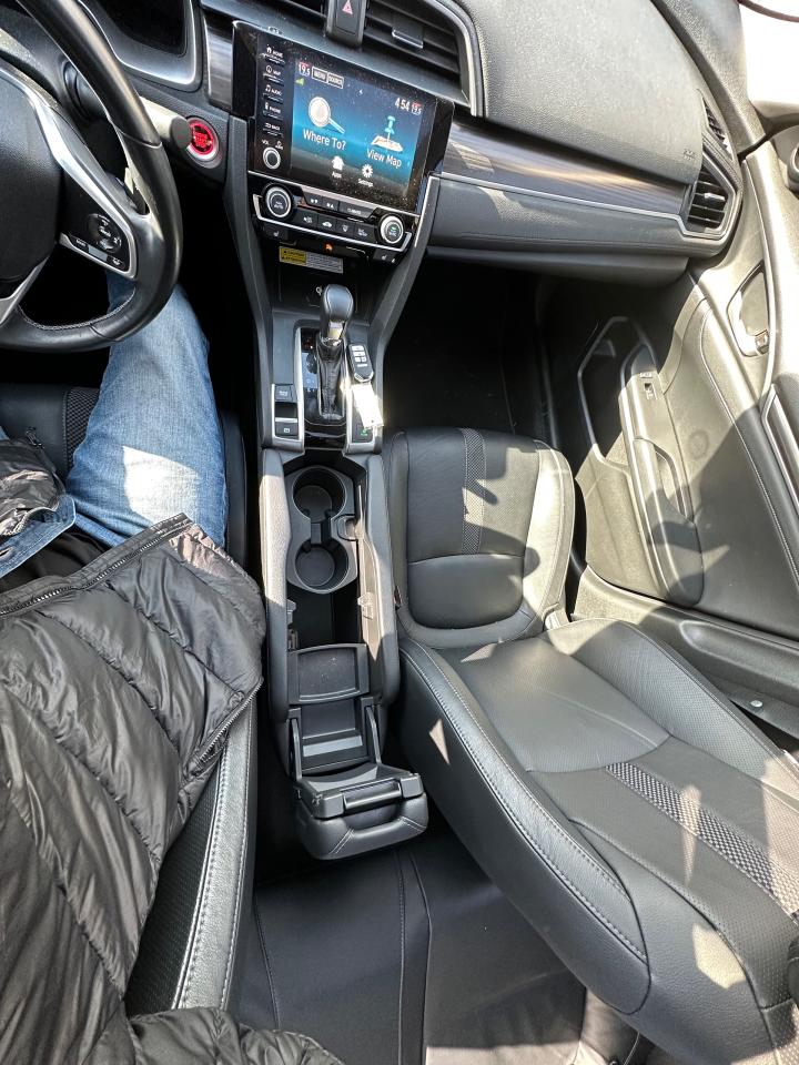 2019 Honda Civic Touring Pkg, 42k Km - Photo #34