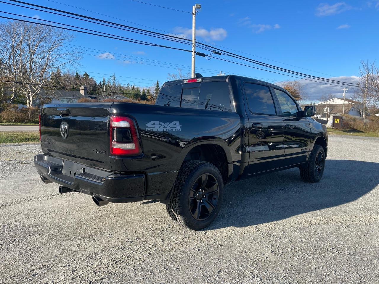 2023 RAM 1500 Big Horn 4x4 Crew Cab 5'7" Box Photo4