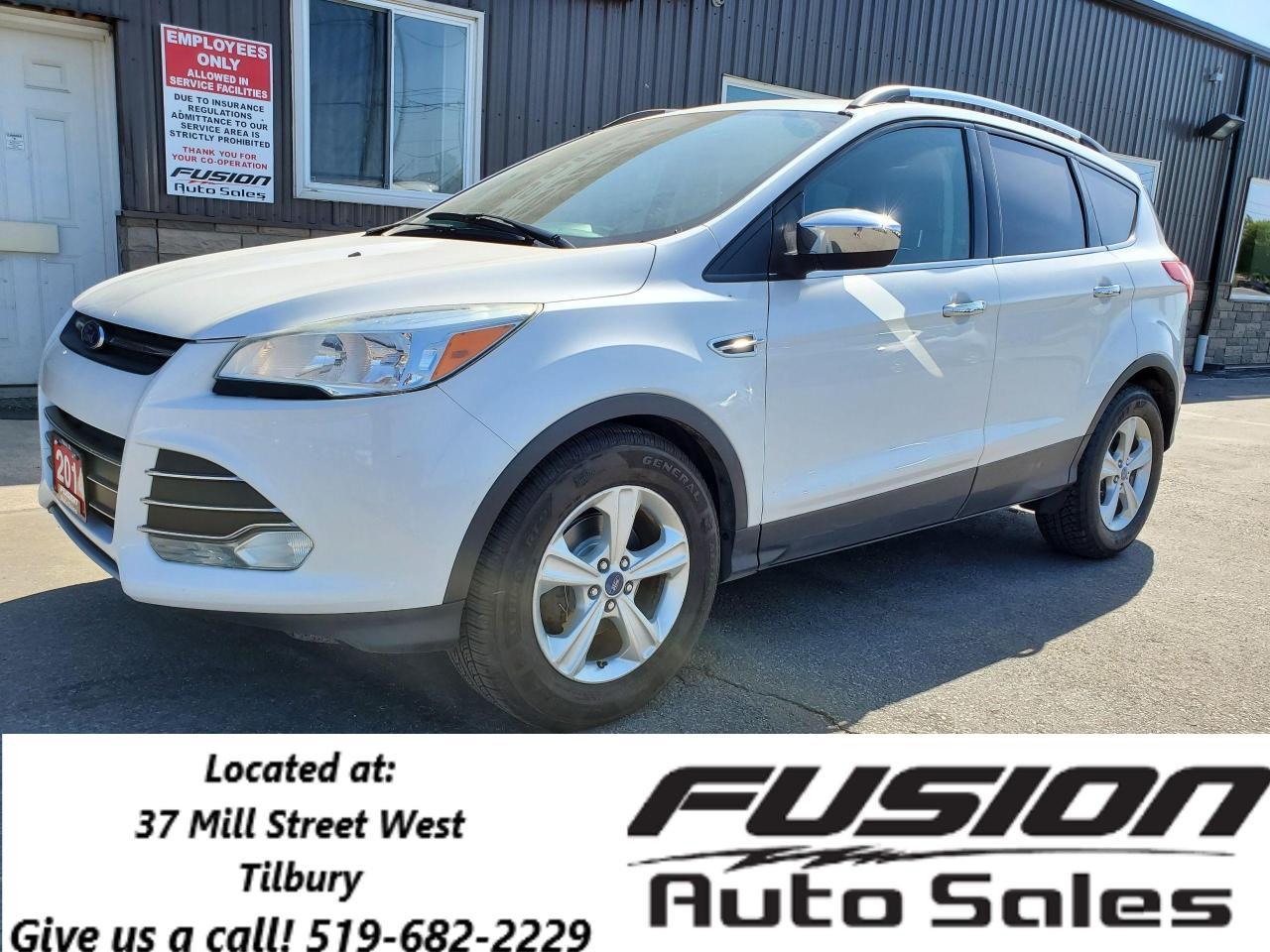 Used 2014 Ford Escape SE-NAVIGATION-PAN ROOF-REAR CAMERA-HEATED SEATS for sale in Tilbury, ON