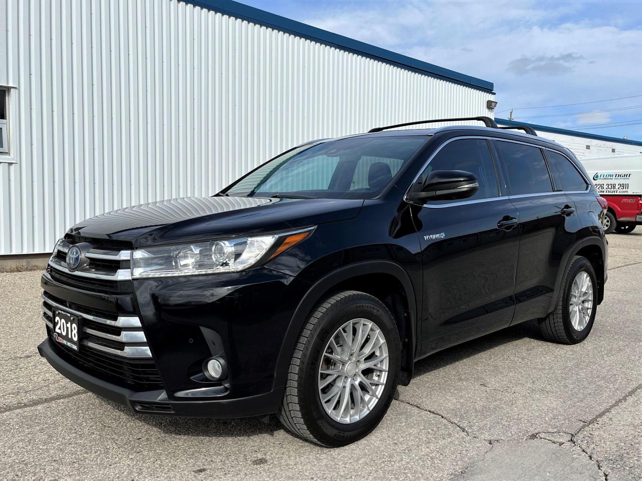 Used 2018 Toyota Highlander Hybrid Limited Navigation Panoramic One Owner for sale in Kitchener, ON