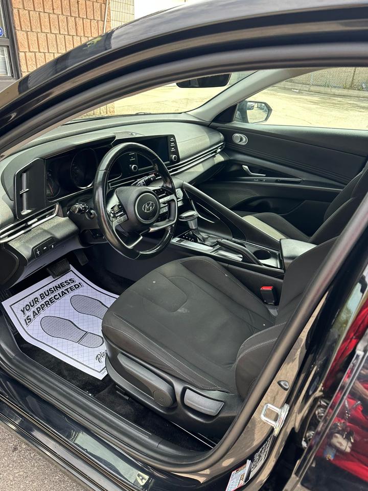 2021 Hyundai Elantra  Photo