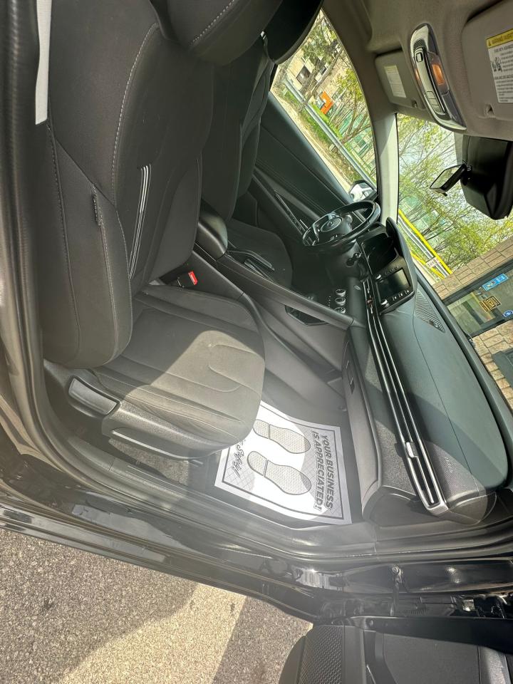 2021 Hyundai Elantra  - Photo #12
