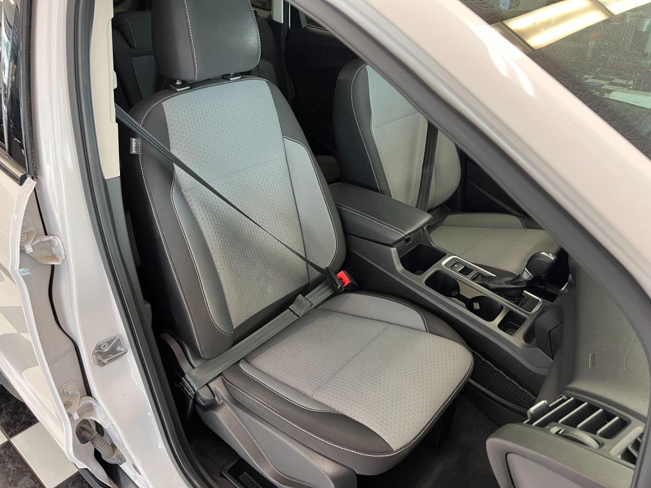 2017 Ford Escape SE+ApplePlay+GPS+Camera+Sensors+CLEAN CARFAX Photo83