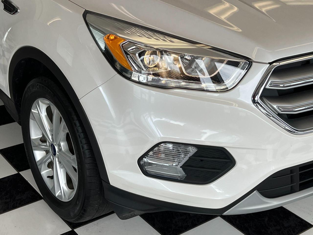 2017 Ford Escape SE+ApplePlay+GPS+Camera+Sensors+CLEAN CARFAX - Photo #36