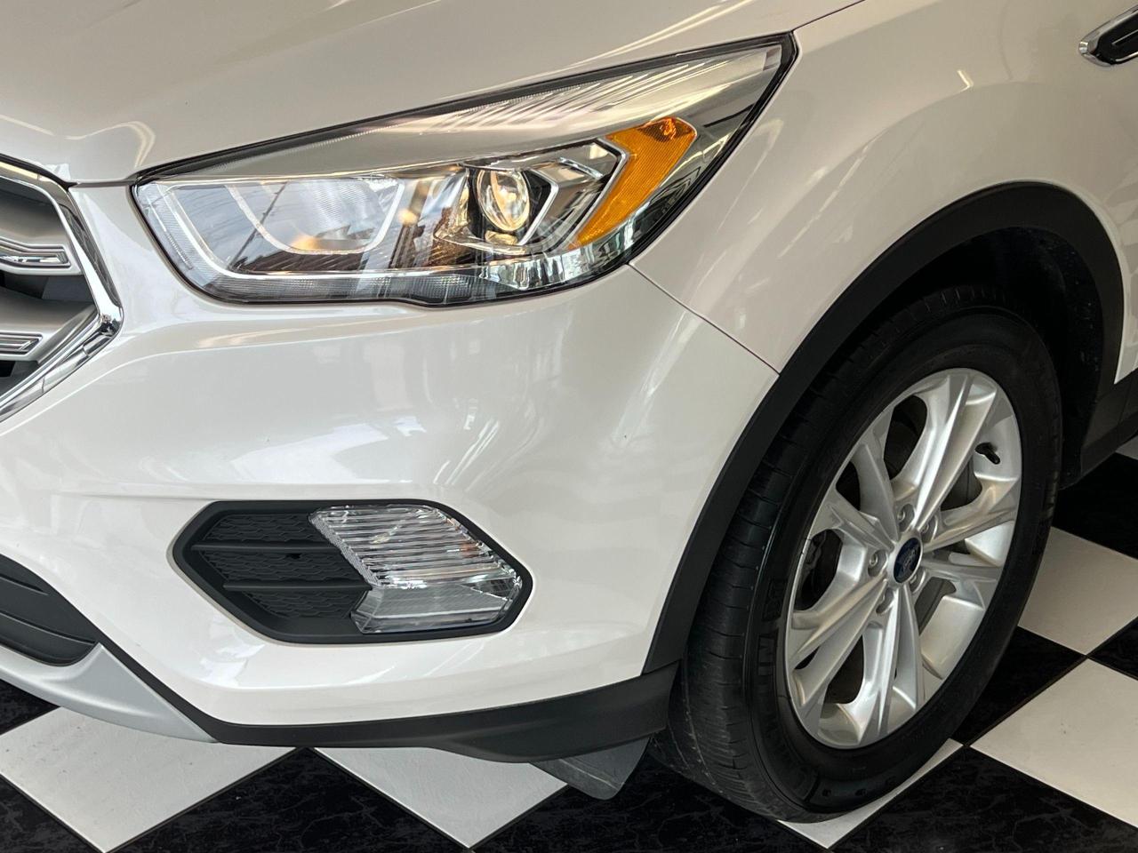 2017 Ford Escape SE+ApplePlay+GPS+Camera+Sensors+CLEAN CARFAX - Photo #37