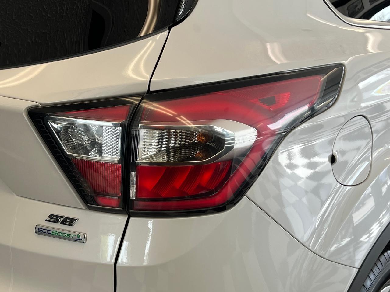 2017 Ford Escape SE+ApplePlay+GPS+Camera+Sensors+CLEAN CARFAX Photo122