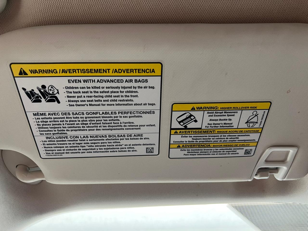 2017 Ford Escape SE+ApplePlay+GPS+Camera+Sensors+CLEAN CARFAX - Photo #48