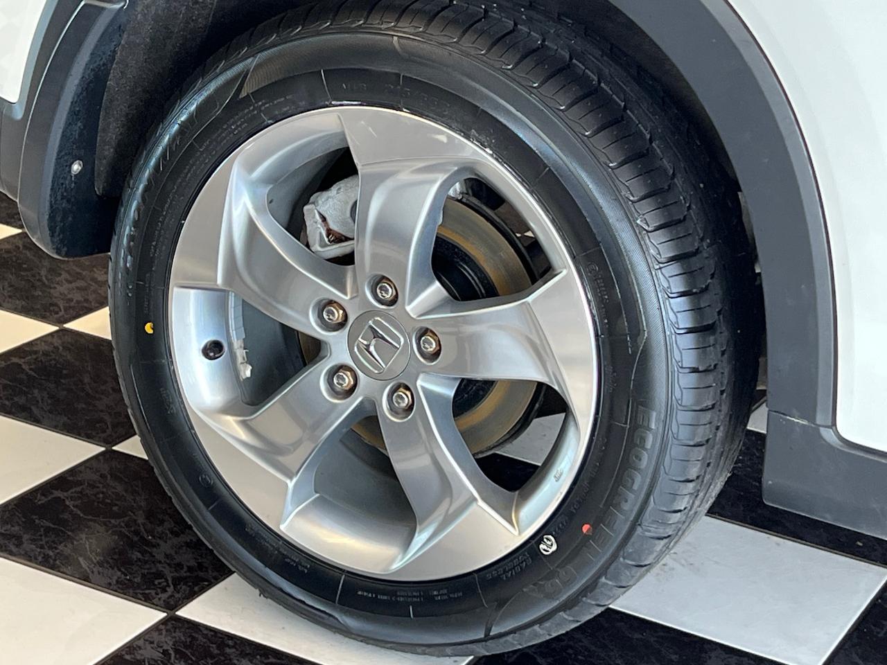 2017 Honda HR-V LX 4WD+New Tires+Camera+Heated Seats+CLEAN CARFAX - Photo #48