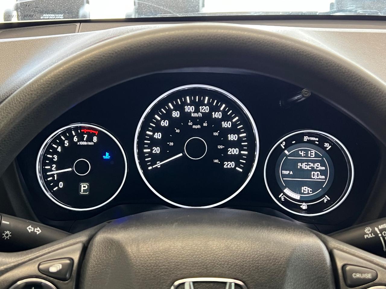 2017 Honda HR-V LX 4WD+New Tires+Camera+Heated Seats+CLEAN CARFAX - Photo #16