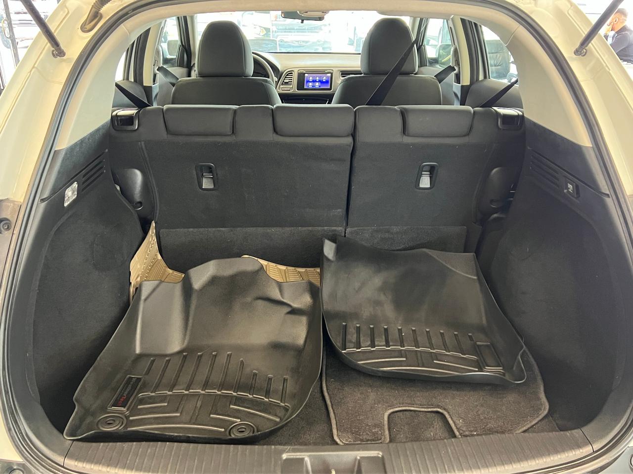 2017 Honda HR-V LX 4WD+New Tires+Camera+Heated Seats+CLEAN CARFAX Photo81