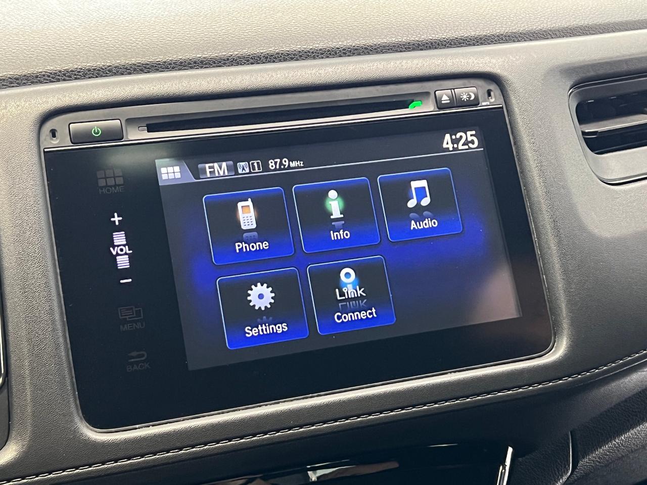 2017 Honda HR-V LX 4WD+New Tires+Camera+Heated Seats+CLEAN CARFAX Photo85