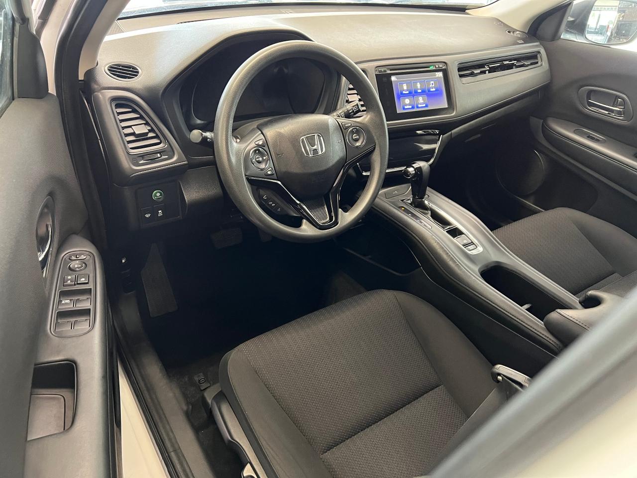 2017 Honda HR-V LX 4WD+New Tires+Camera+Heated Seats+CLEAN CARFAX Photo73