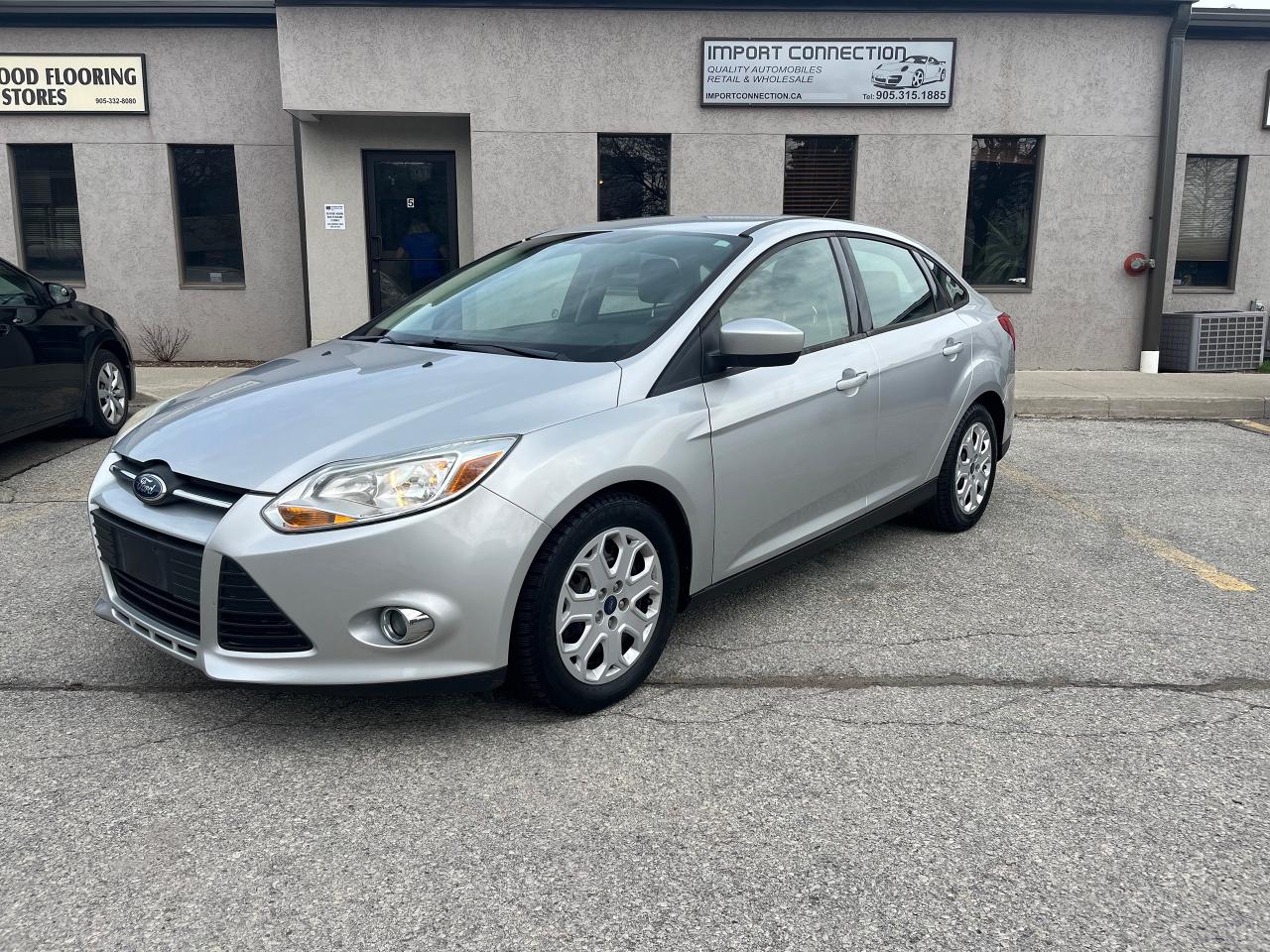 2012 Ford Focus SE,AUTO,VERY CLEAN,CERTIFIED !!