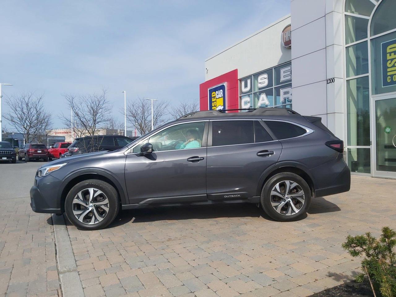 2020 Subaru Outback Limited XT Photo3